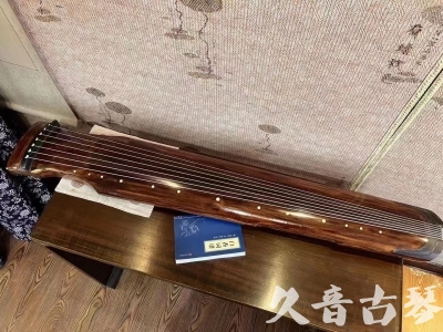 海南藏族自治州●久音古琴  ●今日推荐20230715  [断纹仲尼式]