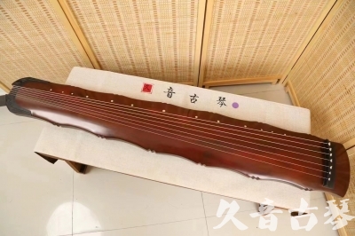 海南藏族自治州●久音古琴  ●典藏系列 20240524 [红洒金竹节]